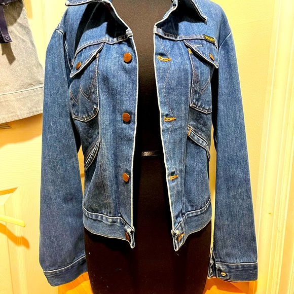 Wrangler Jackets & Blazers - Vintage Wrangler 70s denim jacket-excellent condition